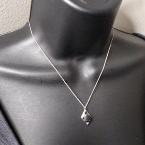 Vintage Diamond Shaped Pendant Necklace 16 Inches